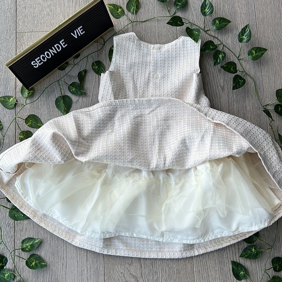 Special occasion gold dress for 24M - Picture 4 of 4